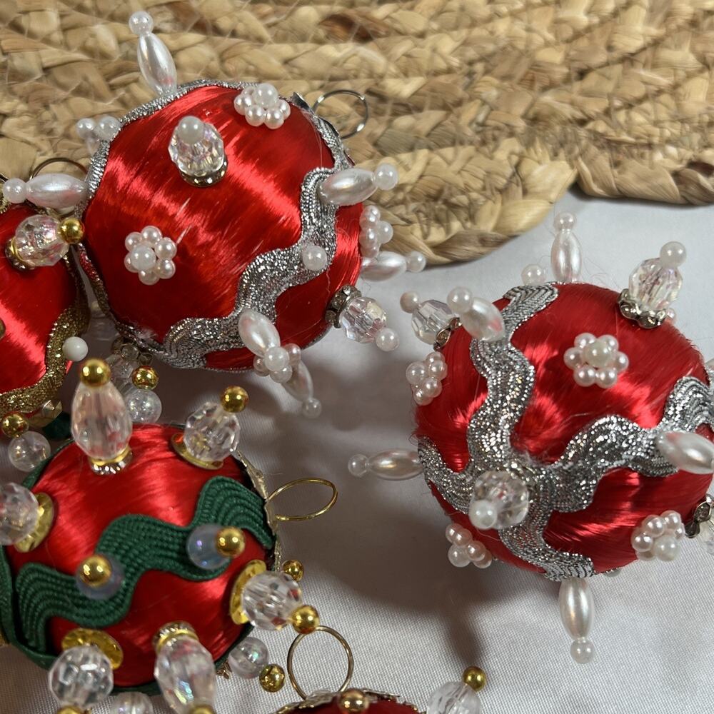 Lot 24 Small Glass & Push Pin Satin Ball Christmas Ornaments Vintage Handmade - Picture 11 of 15